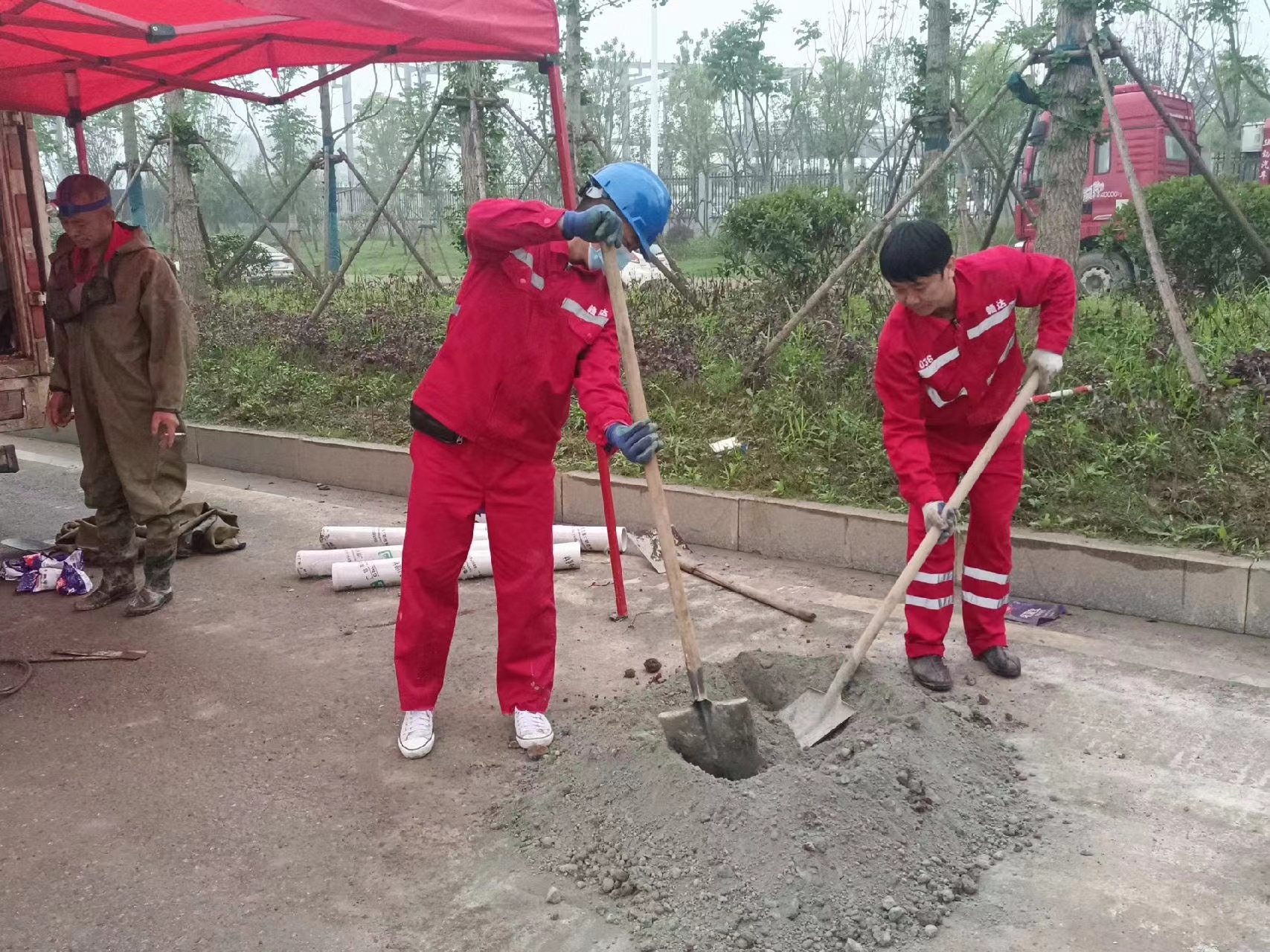 恩平管道疏通哪家好】及时进行市政管道清淤