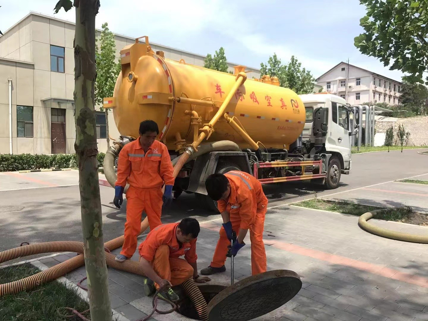 恩平化粪池清理与5-8吨吸粪车施工效率分析
